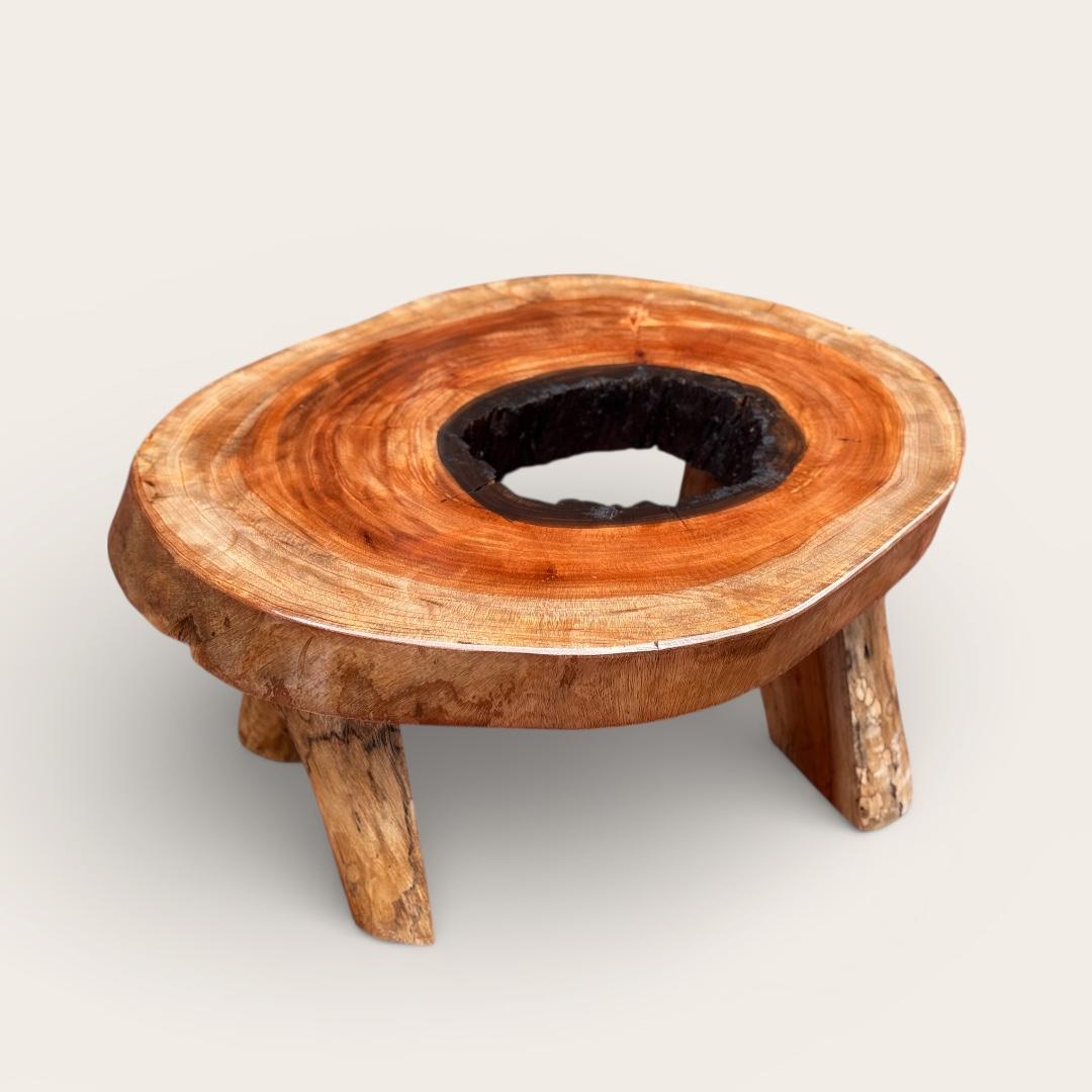 Mesa rústica de madera 2