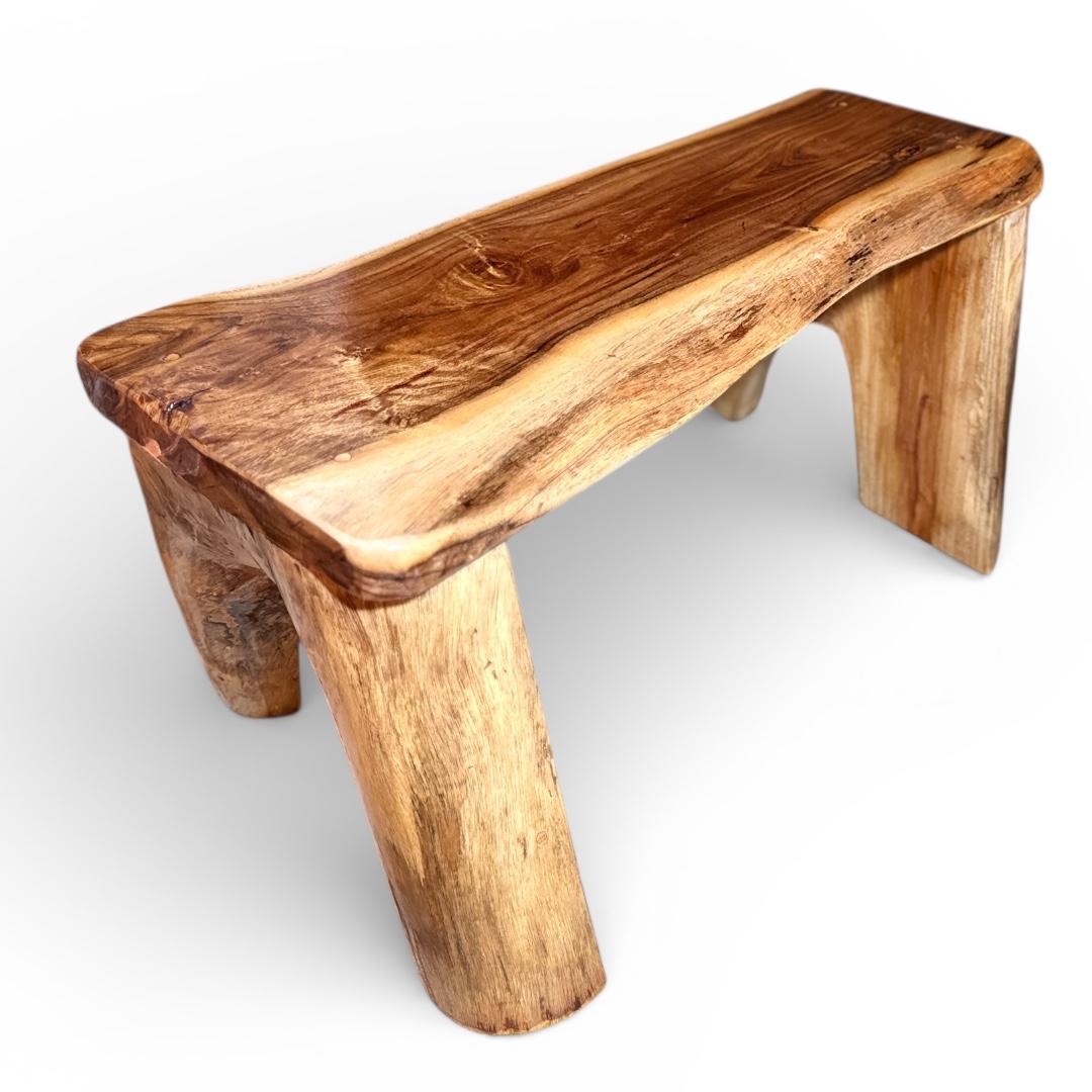 mueble rústico de madera